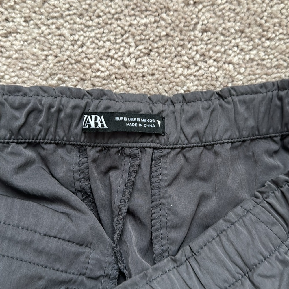 Zara pants - Picture 4 of 4